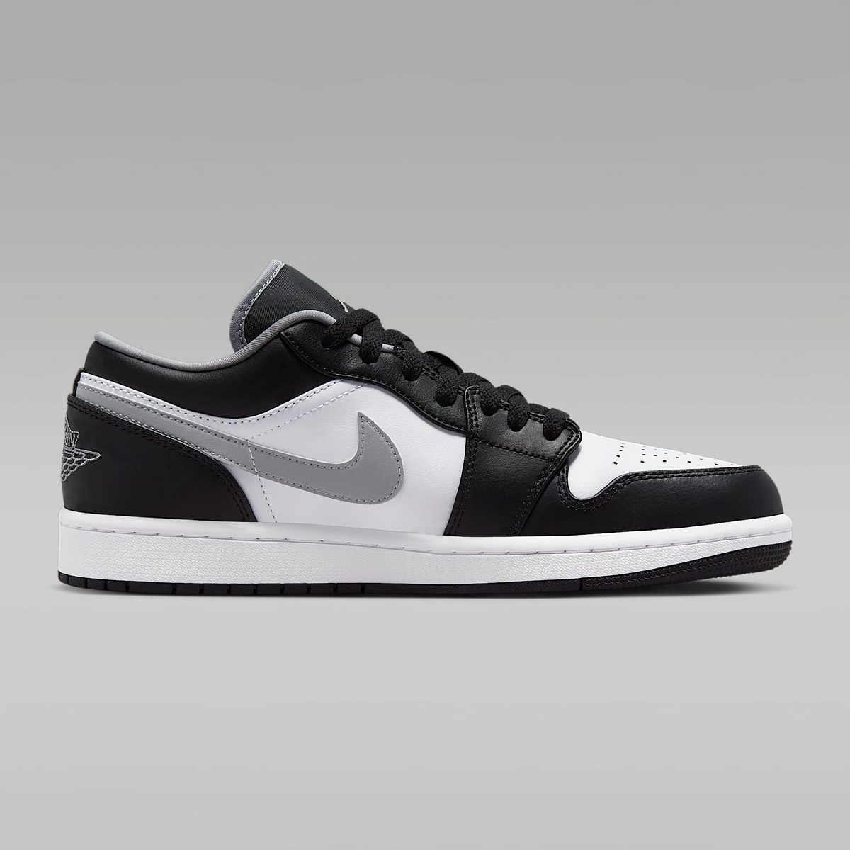 Air Jordan 1 Low Classic Basketball Sneakers 553558-040