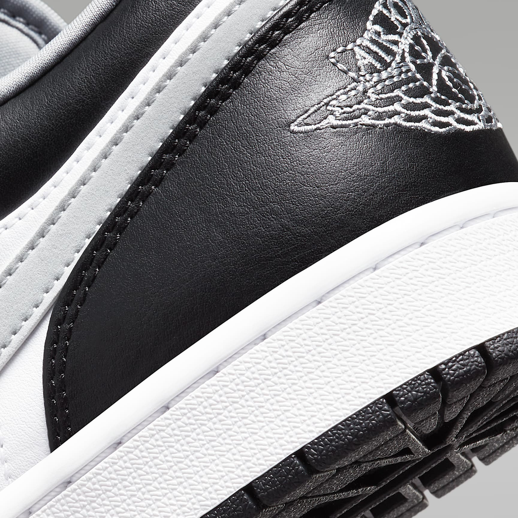 Air Jordan 1 Low Classic Basketball Sneakers 553558-040