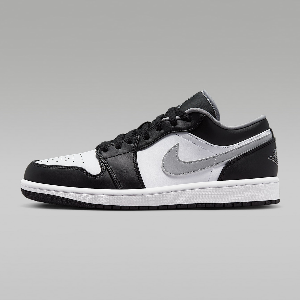 Air Jordan 1 Low Classic Basketball Sneakers 553558-040