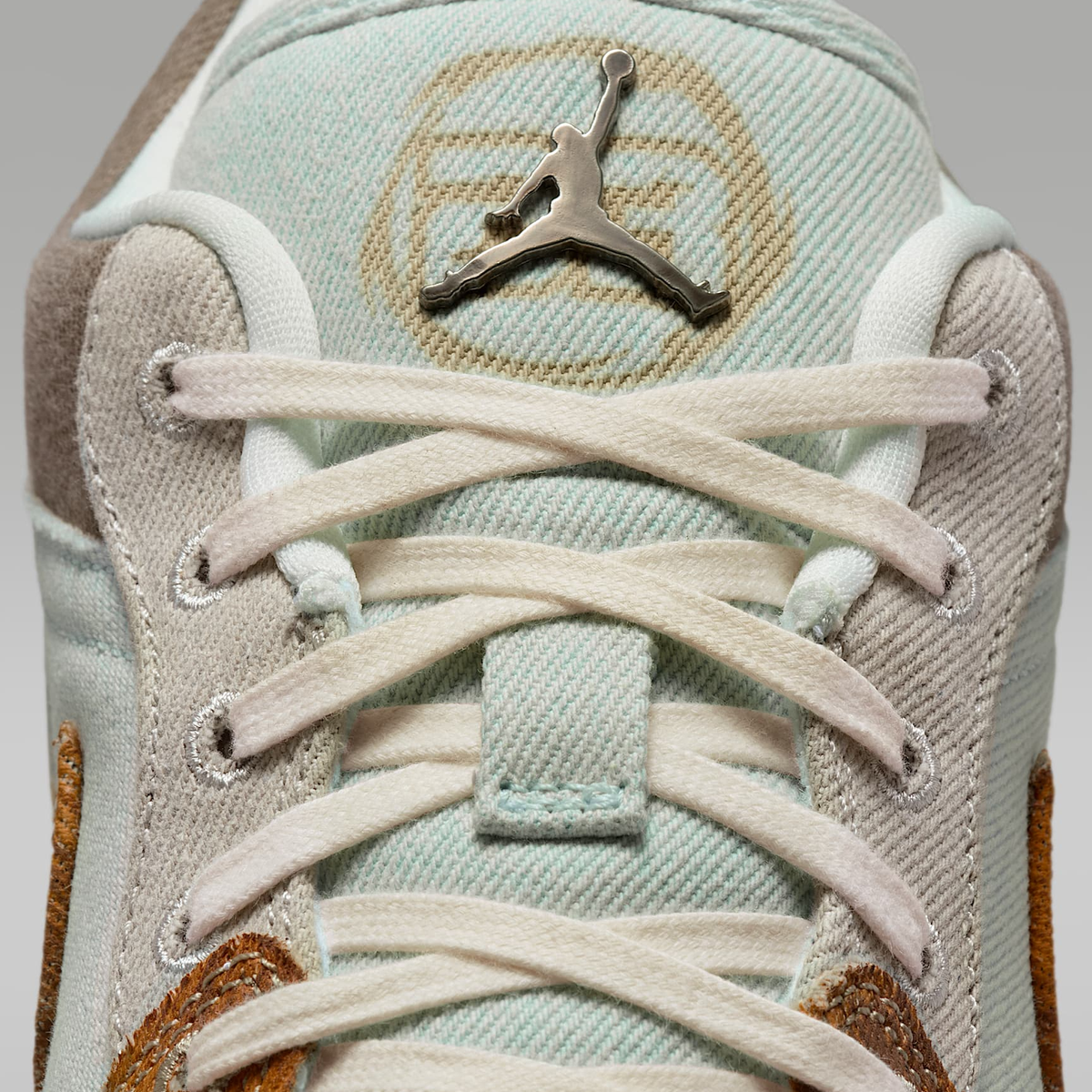 Air Jordan 1 Low SE Special Edition Sneakers IM6664-991