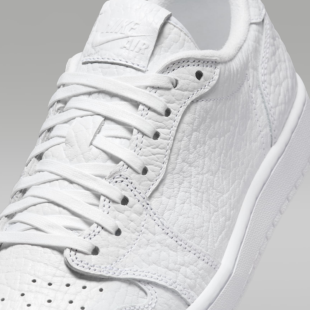 Air Jordan 1 Retro Low Classic Basketball Sneakers 872782-100