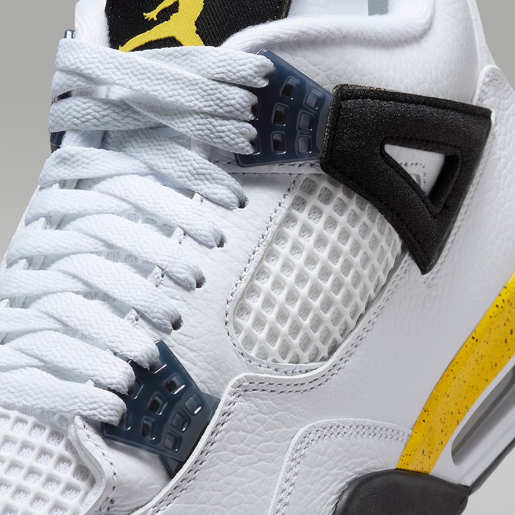 Air Jordan 4 Retro Tour Yellow Basketball Sneakers IO2463-102