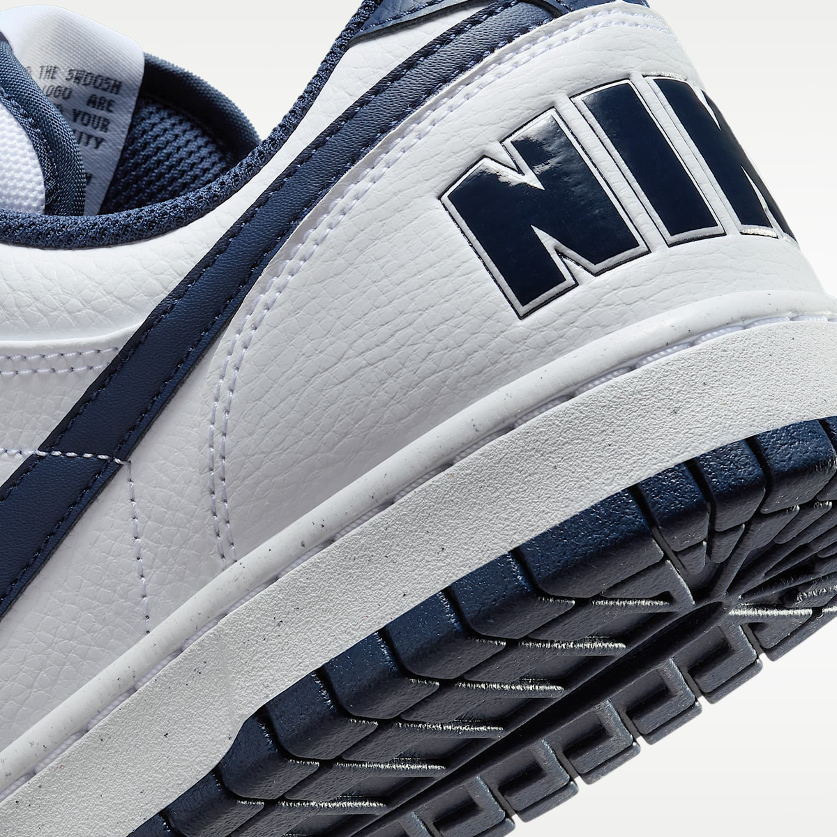 Nike Big Low Retro Basketball Sneakers 355152-140