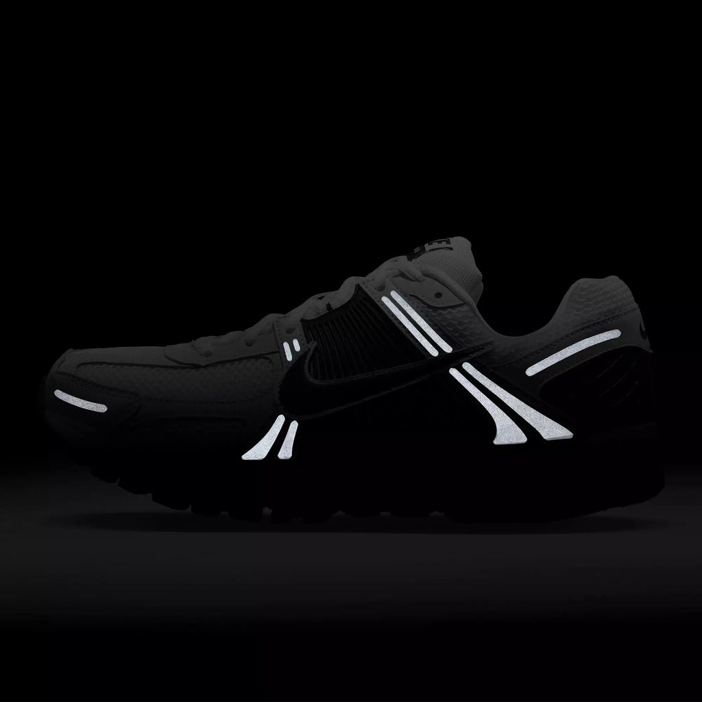 Nike Zoom Vomero 5 Retro Running Sneakers FB9149-101
