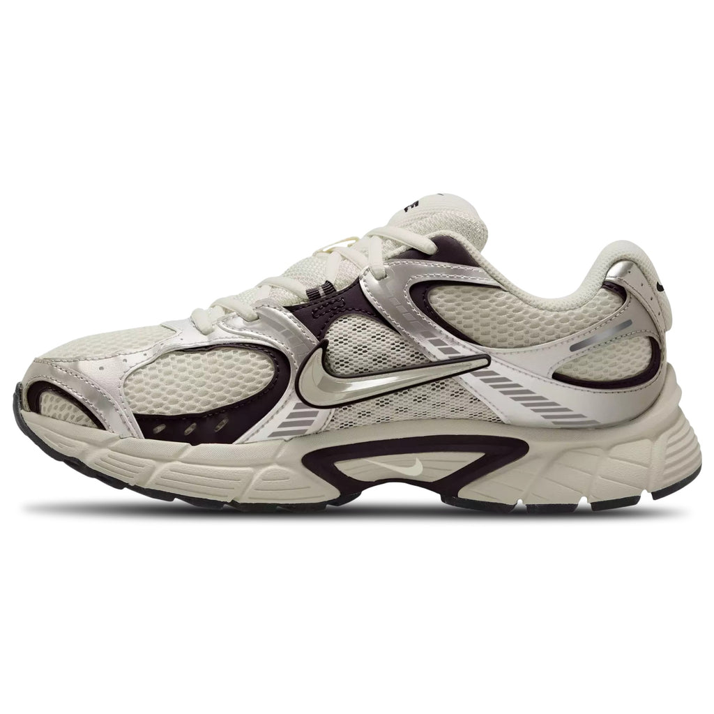 Nike V5 RNR Retro Running Sneakers HJ5228-011