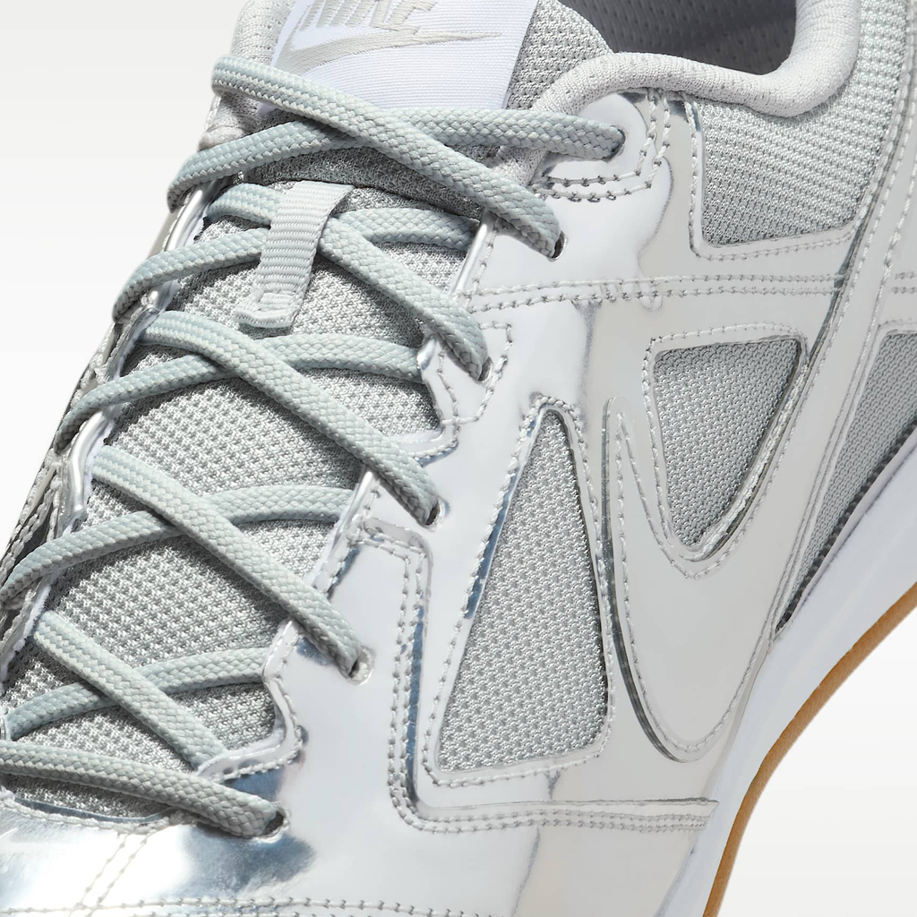 Nike Gato LV8 Low-Top Sneakers IB3566-001