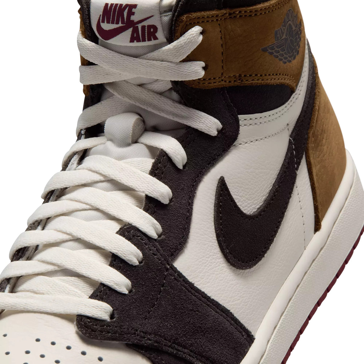 Air Jordan 1 Retro High OG DZ5485-201