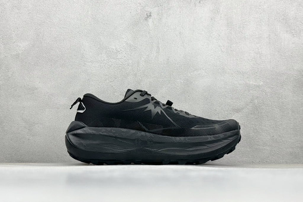 ASICS TRABUCO Max 4 Trail Running Shoes - 1011C187-001