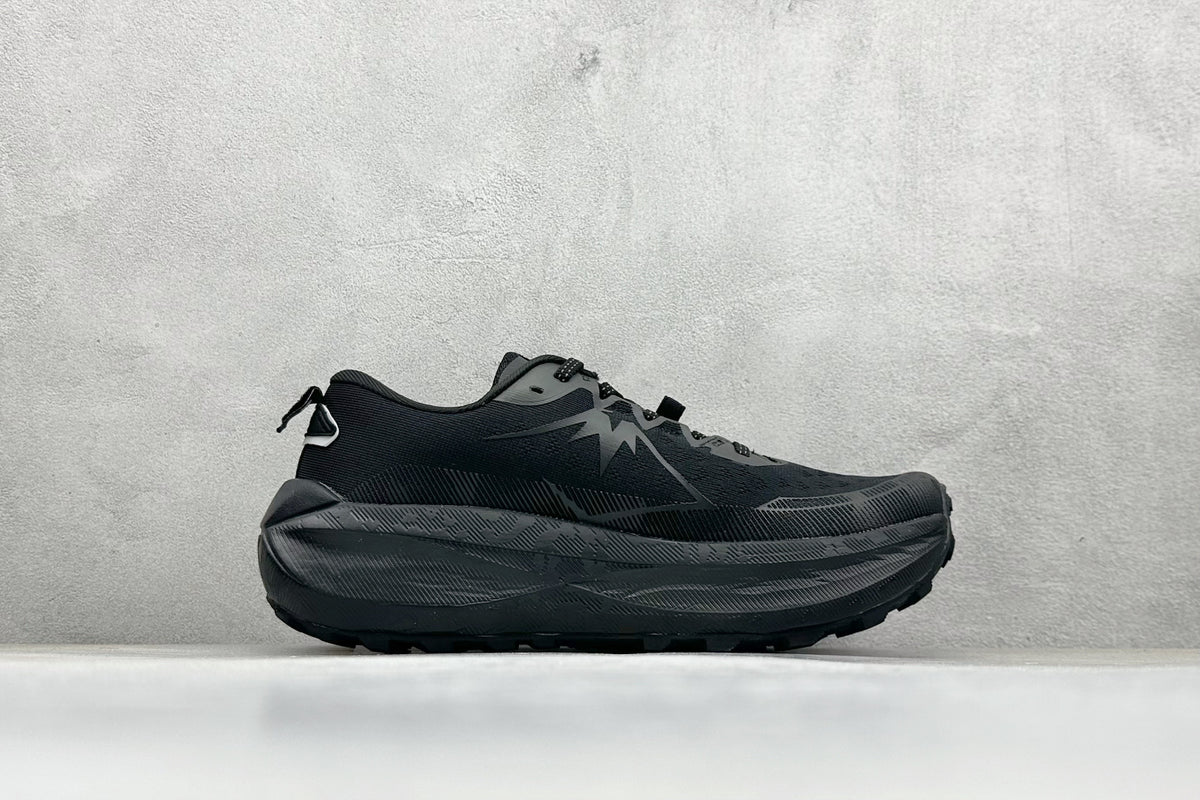 ASICS TRABUCO Max 4 Trail Running Shoes - 1011C187-001
